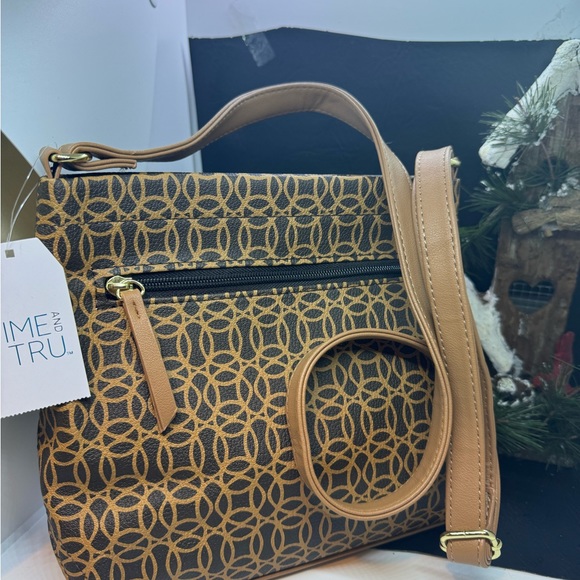 New Crossbody Purse - Picture 2 of 5